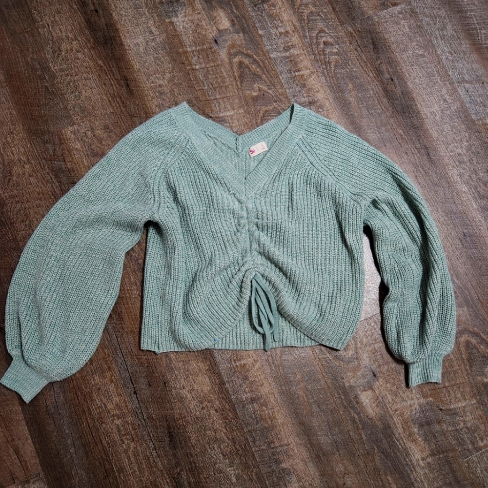 Cropped ruched sweater